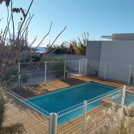 Front De 98 M², 3 Chambres, Terrasse 90 M² Sete