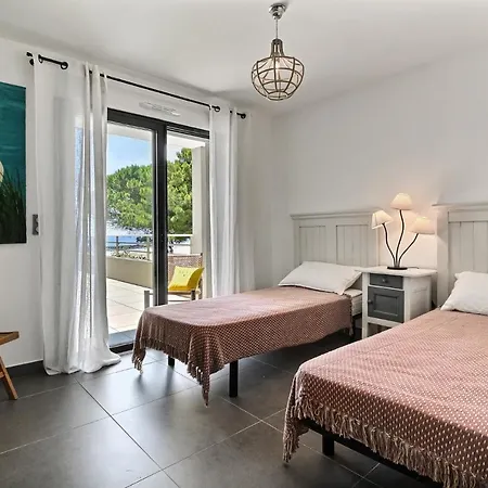 Apartment Front De 98 M², 3 Chambres, Terrasse 90 M²
