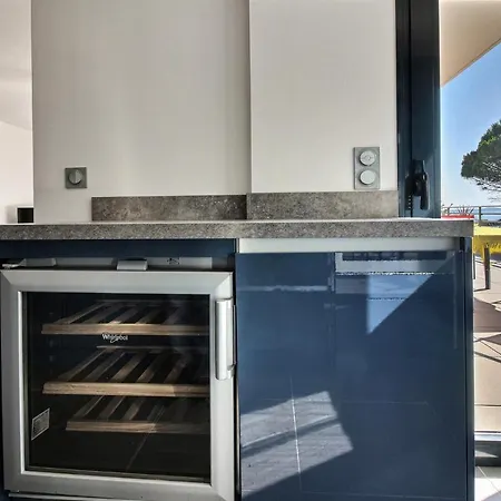 Front De 98 M², 3 Chambres, Terrasse 90 M² Apartment Sete