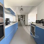 Apartment Front De 98 M², 3 Chambres, Terrasse 90 M² *