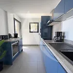 Front De 98 M², 3 Chambres, Terrasse 90 M² * Sete