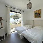 Front De 98 M², 3 Chambres, Terrasse 90 M² * Sete