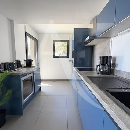 Front De 98 M², 3 Chambres, Terrasse 90 M² * Σετ