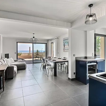 Front De 98 M², 3 Chambres, Terrasse 90 M² Appartement Sète